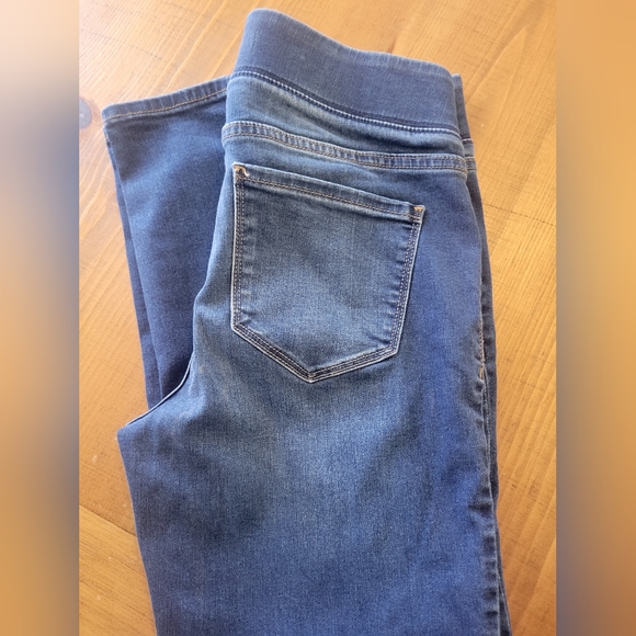 Old Navy Rockstar Super Skinny Leggings Mid Rise Stretch Waistband Size 8 - Picture 3 of 6